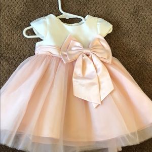 Almost new 12 months old dress